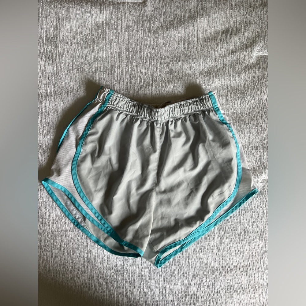 Nike women’s running shorts